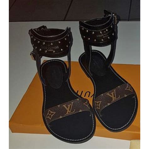 louis vuitton nomad sandals cheap|ma 1221 louis vuitton sandals.